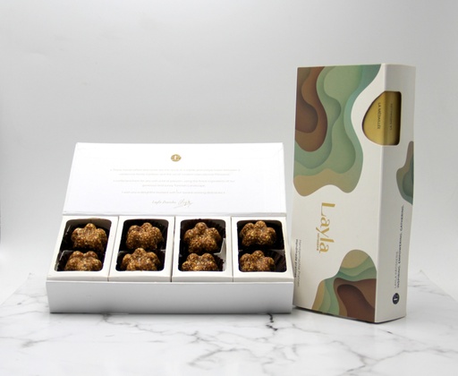 [08R-A01-001] Coffret 8 pièces : "La Médaillée"